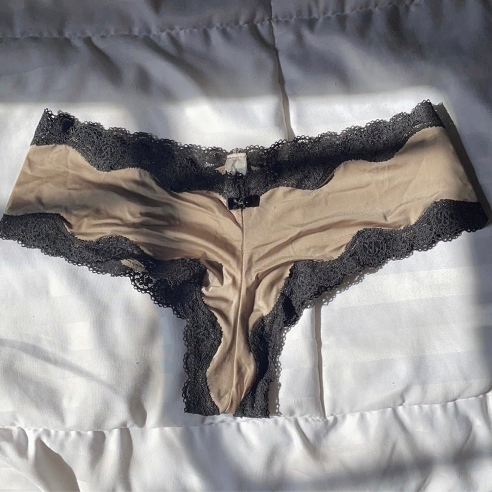 Vintage Victoria’s Secret cheeky panty